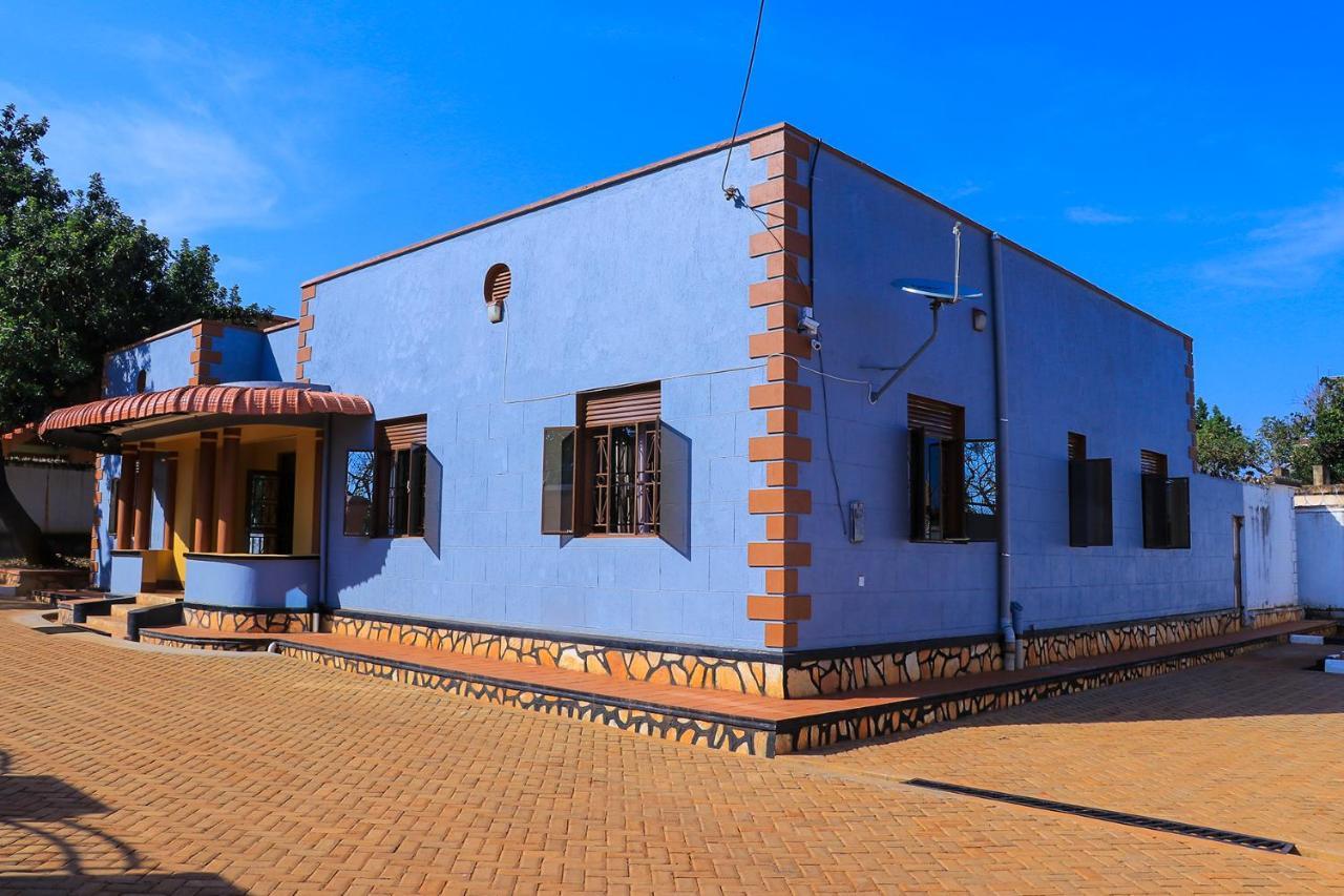 Jinja Grand Hotel Exterior photo